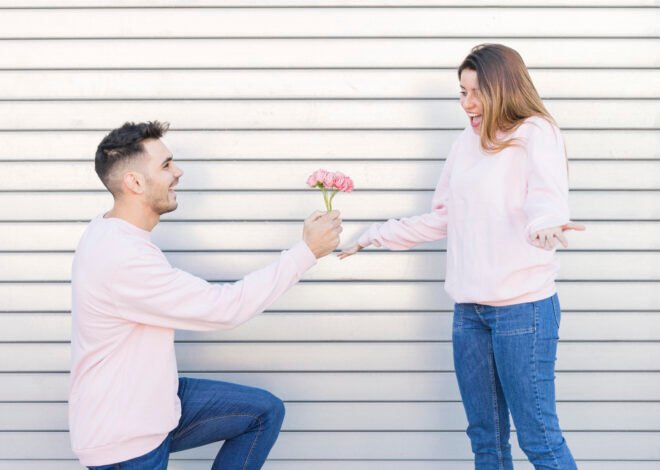 2 Line Shayari for Wife to Express Your Love in Hindi